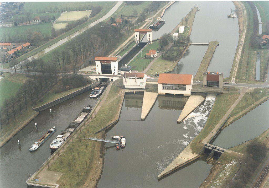 Sluis Eefde Rijkswaterstaat