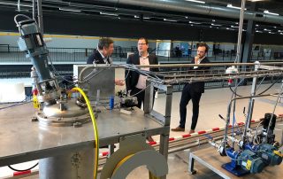 Kamerlid Rutger Schonis bij Fieldlab Campione